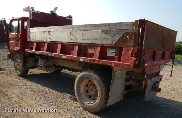 image for item DM0496 1987 Mack MS200P  dump truck