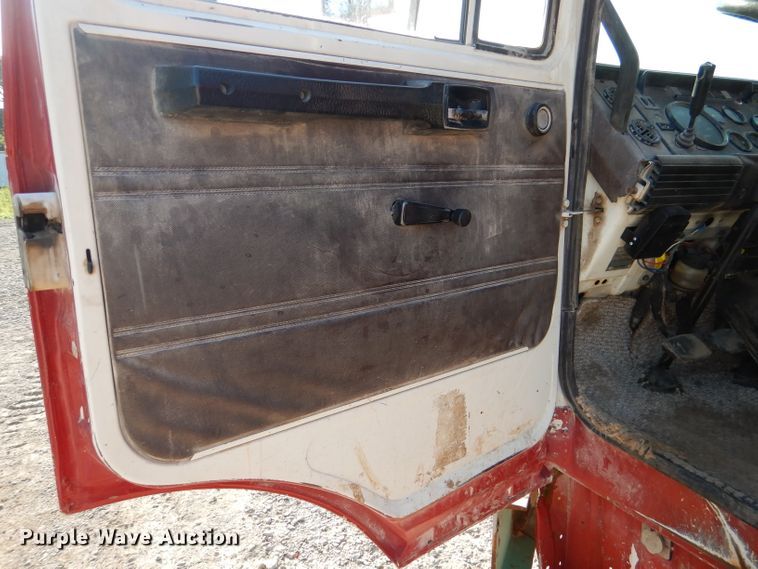 image for item DM0496 1987 Mack MS200P  dump truck