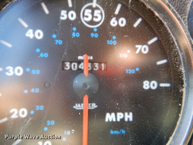 image for item DM0496 1987 Mack MS200P  dump truck