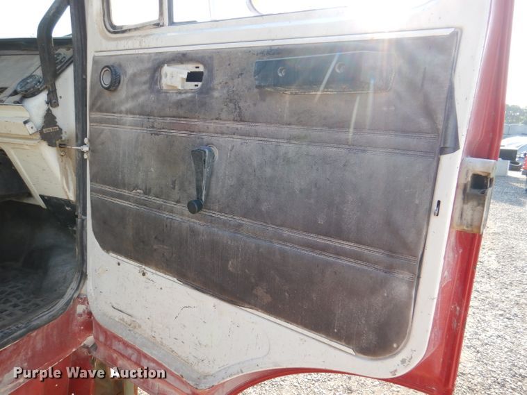 image for item DM0496 1987 Mack MS200P  dump truck