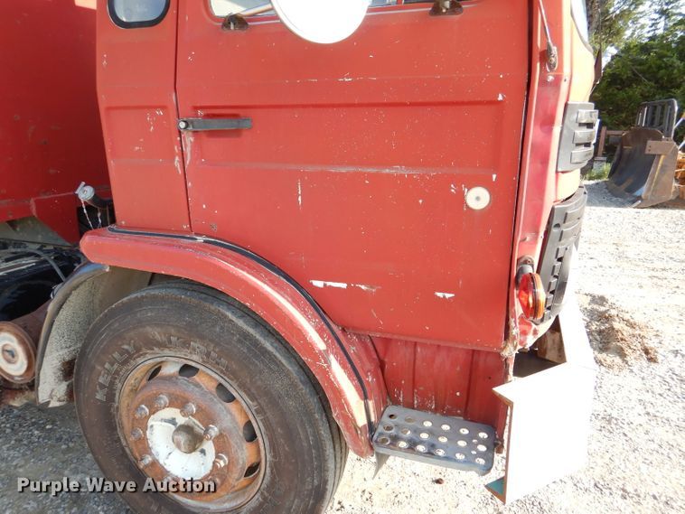 image for item DM0496 1987 Mack MS200P  dump truck