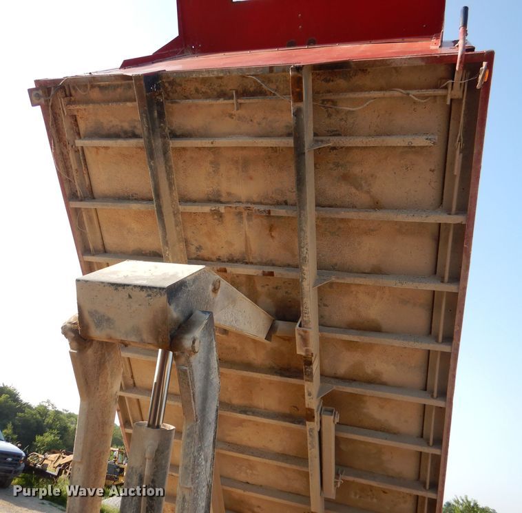 image for item DM0496 1987 Mack MS200P  dump truck