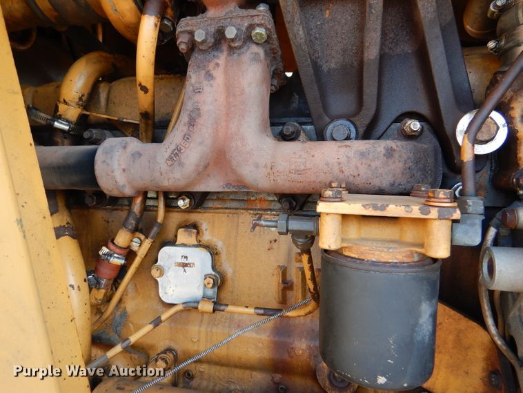 image for item DM0497 International 412B  elevating scraper