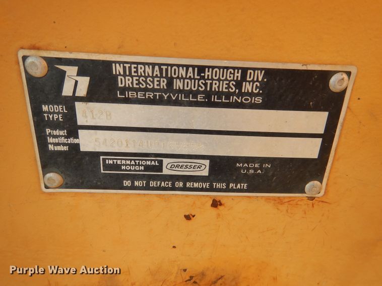 image for item DM0497 International 412B  elevating scraper