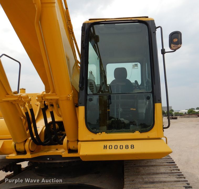 image for item DM1263 2005 Komatsu PC400LC-7L  excavator