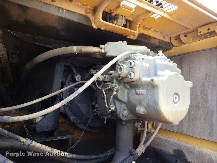 image for item DM1263 2005 Komatsu PC400LC-7L  excavator
