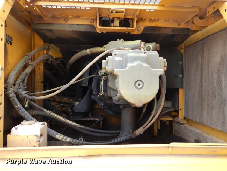 image for item DM1263 2005 Komatsu PC400LC-7L  excavator