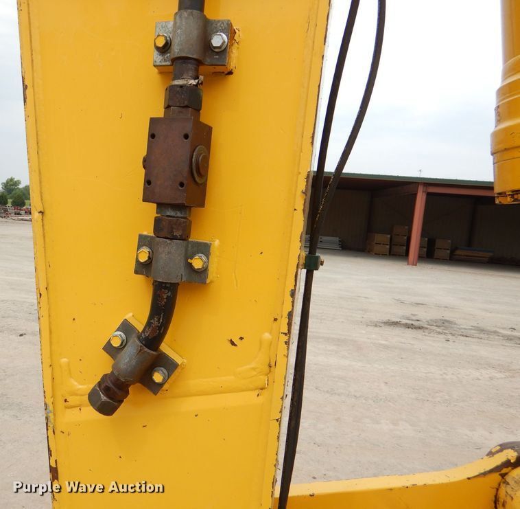 image for item DM1263 2005 Komatsu PC400LC-7L  excavator