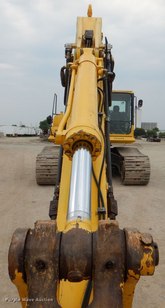 image for item DM1263 2005 Komatsu PC400LC-7L  excavator