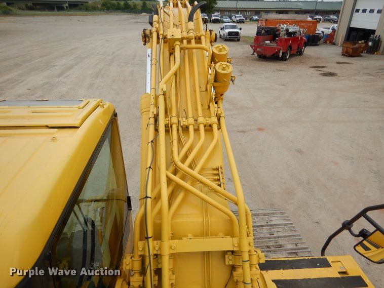 image for item DM1263 2005 Komatsu PC400LC-7L  excavator