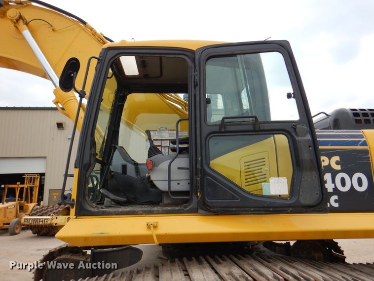 image for item DM1263 2005 Komatsu PC400LC-7L  excavator