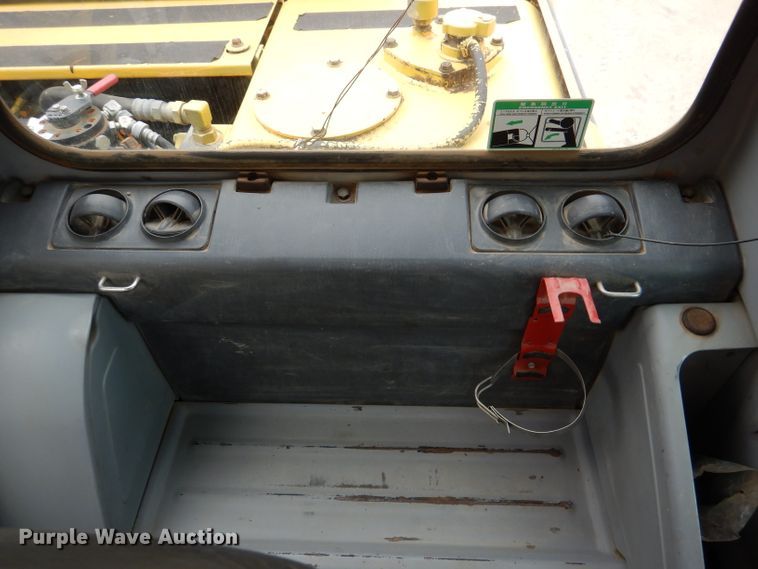 image for item DM1263 2005 Komatsu PC400LC-7L  excavator