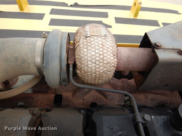 image for item DM1263 2005 Komatsu PC400LC-7L  excavator