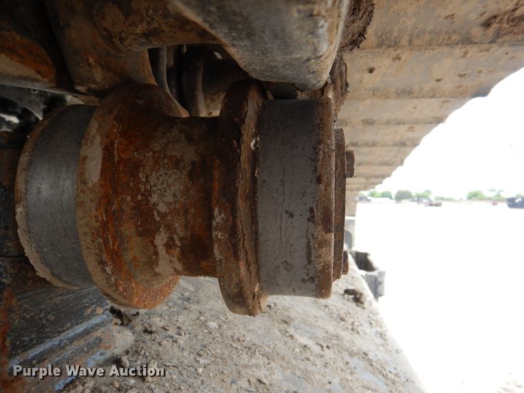 image for item DM1263 2005 Komatsu PC400LC-7L  excavator