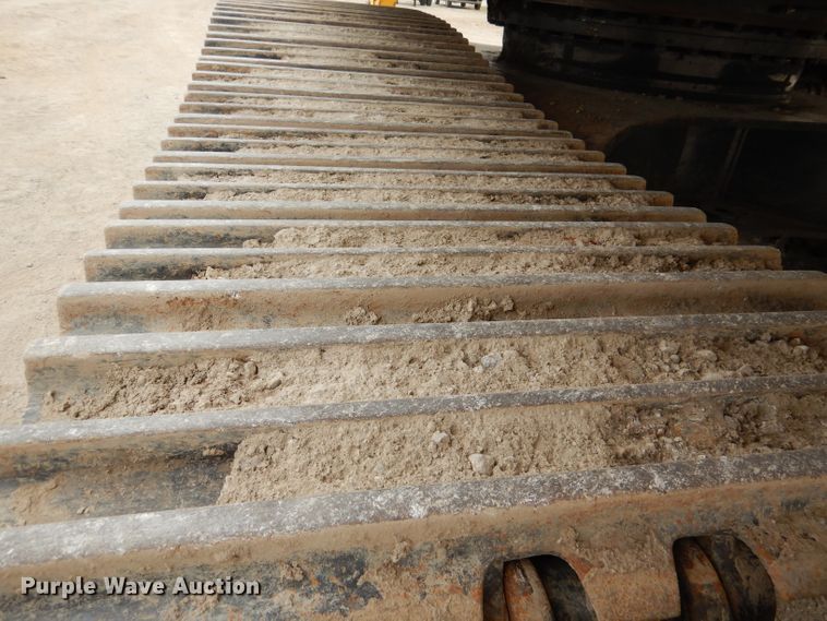 image for item DM1263 2005 Komatsu PC400LC-7L  excavator