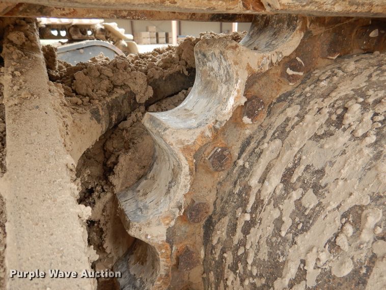 image for item DM1263 2005 Komatsu PC400LC-7L  excavator