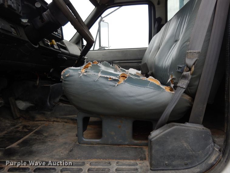 image for item DM2980 2000 GMC C7500  dump truck