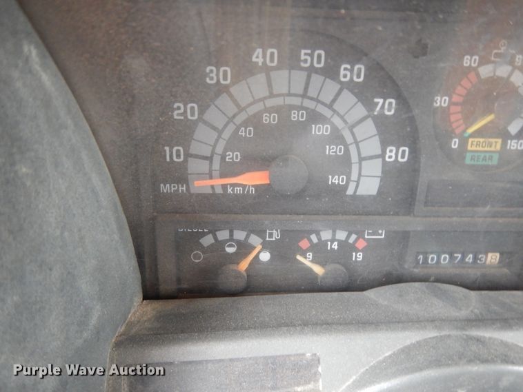 image for item DM2980 2000 GMC C7500  dump truck