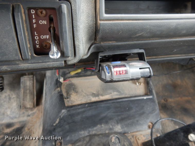 image for item DM2980 2000 GMC C7500  dump truck