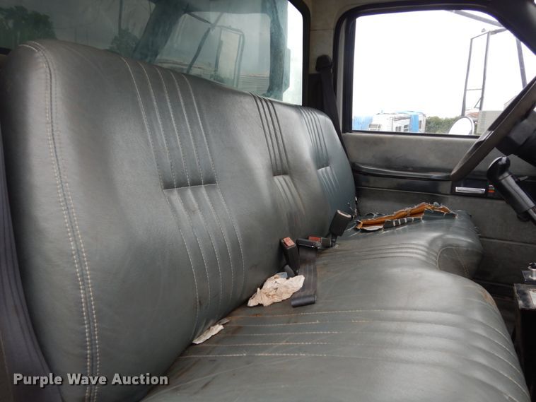 image for item DM2980 2000 GMC C7500  dump truck