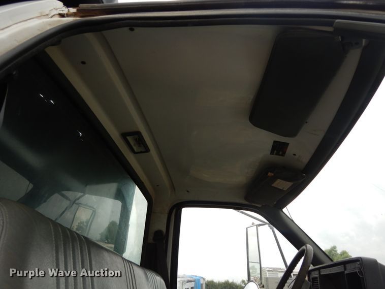 image for item DM2980 2000 GMC C7500  dump truck