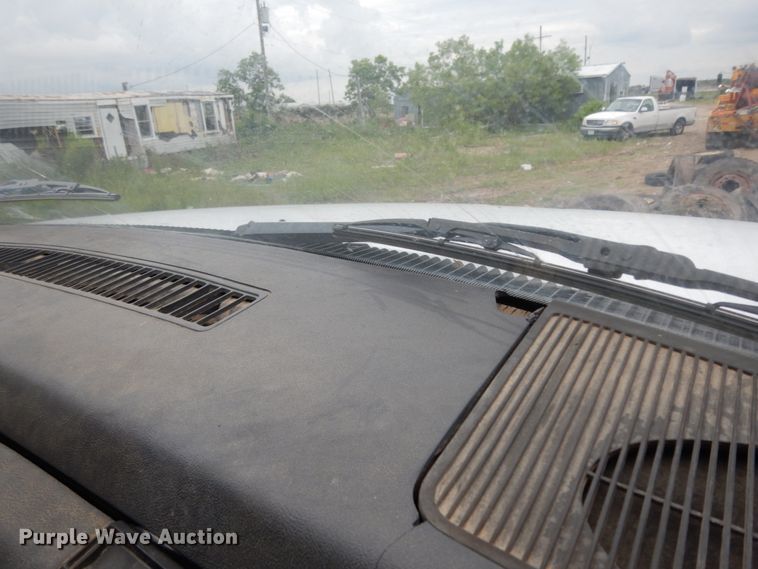 image for item DM2980 2000 GMC C7500  dump truck