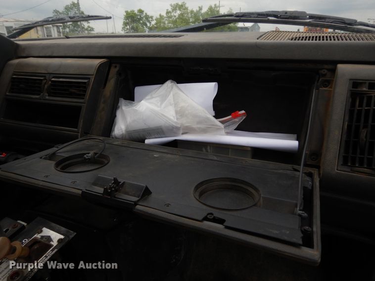 image for item DM2980 2000 GMC C7500  dump truck