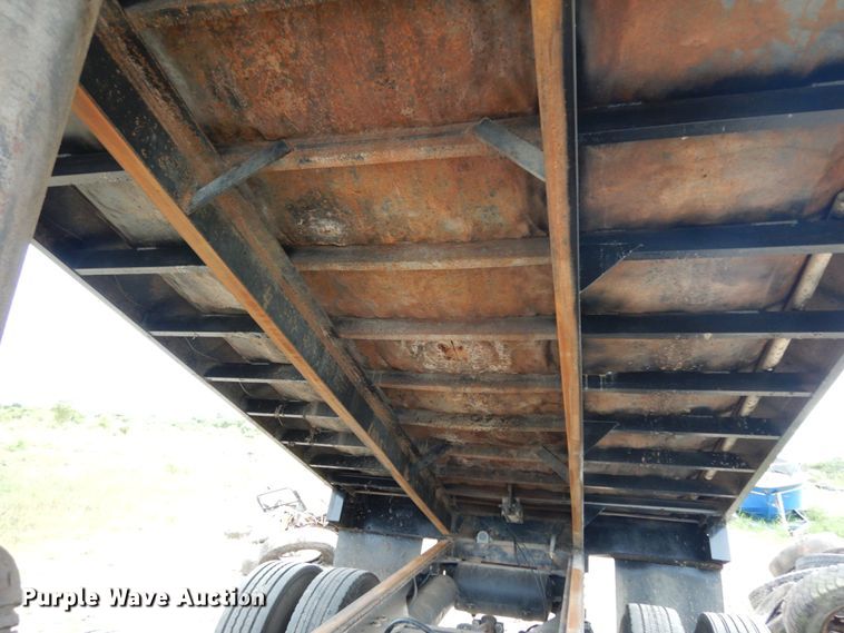 image for item DM2980 2000 GMC C7500  dump truck