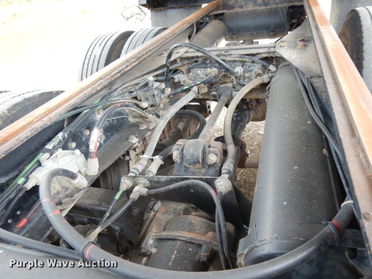 image for item DM2980 2000 GMC C7500  dump truck