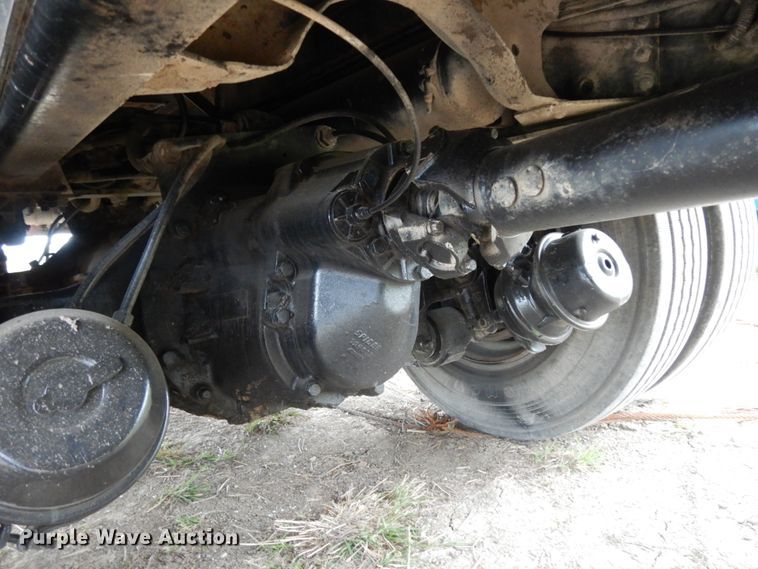 image for item DM2980 2000 GMC C7500  dump truck