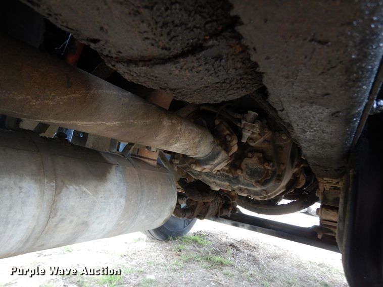 image for item DM2980 2000 GMC C7500  dump truck