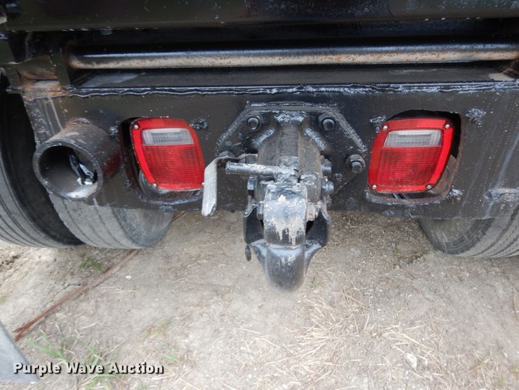 image for item DM2980 2000 GMC C7500  dump truck