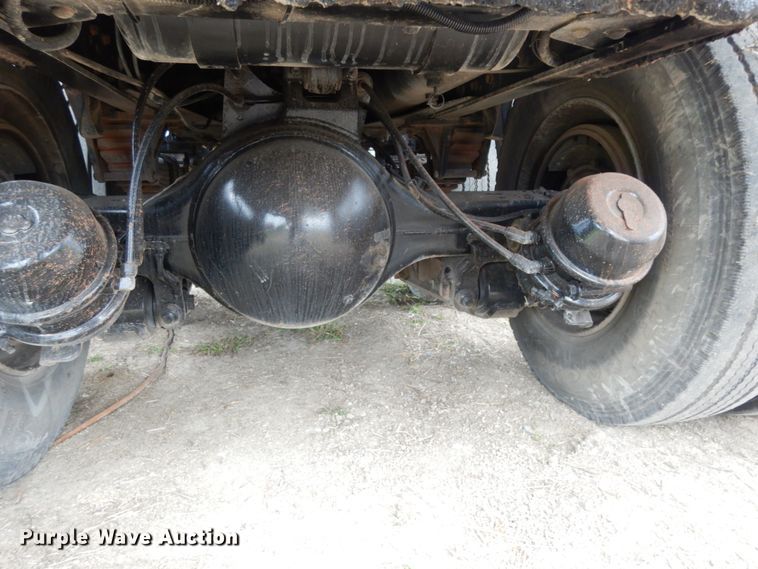 image for item DM2980 2000 GMC C7500  dump truck