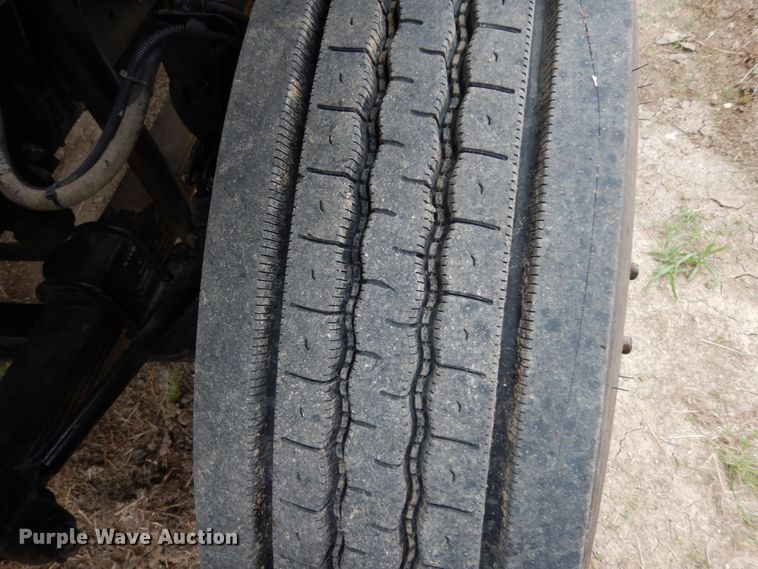 image for item DM2980 2000 GMC C7500  dump truck