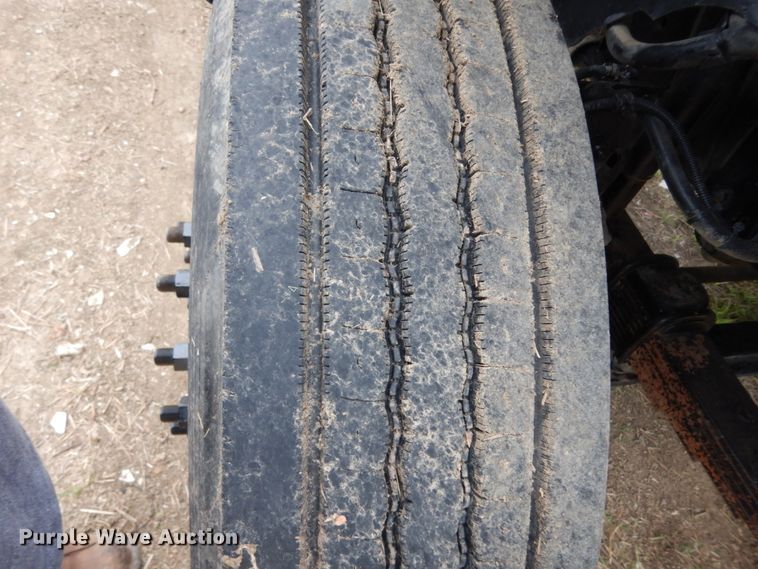 image for item DM2980 2000 GMC C7500  dump truck