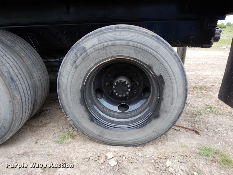 image for item DM2980 2000 GMC C7500  dump truck