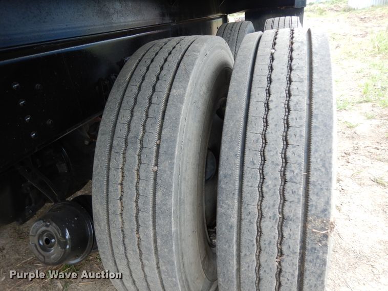 image for item DM2980 2000 GMC C7500  dump truck