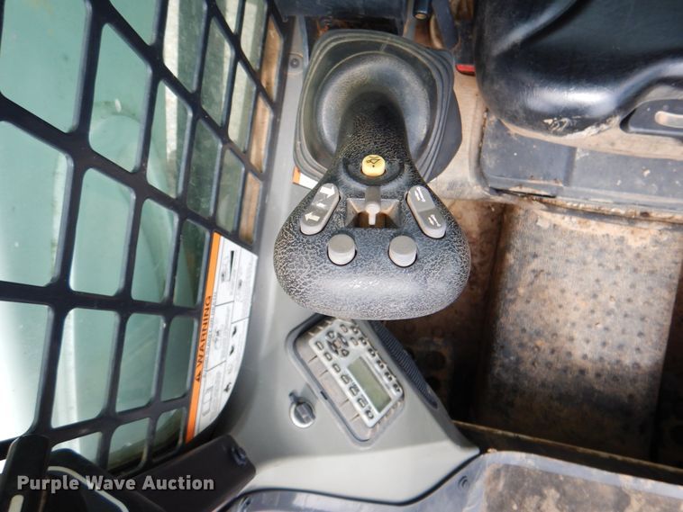 image for item DM3839 2016 Bobcat S570  skid steer loader