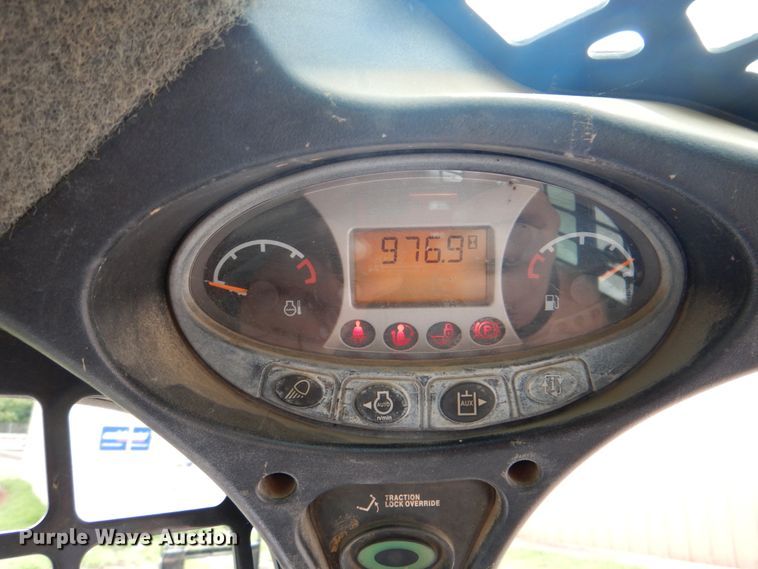 image for item DM3839 2016 Bobcat S570  skid steer loader