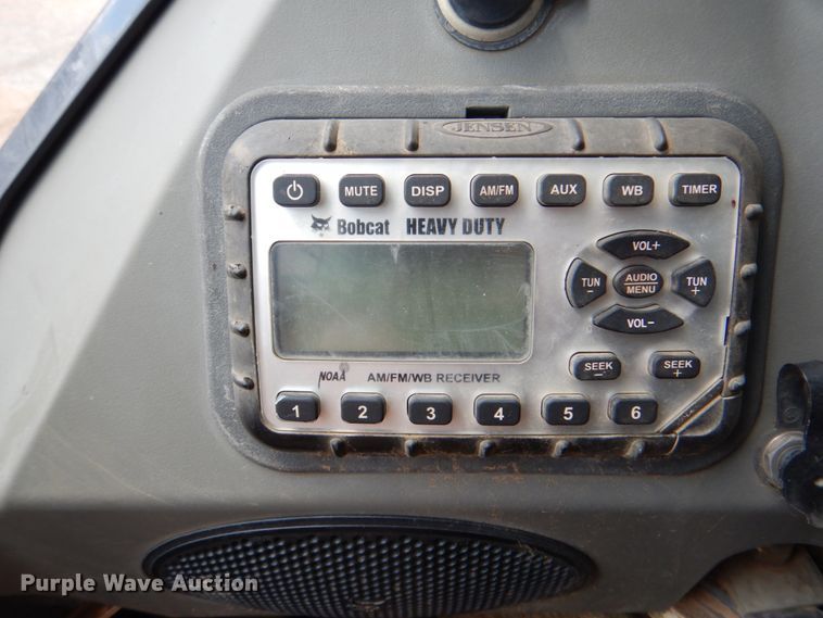 image for item DM3839 2016 Bobcat S570  skid steer loader