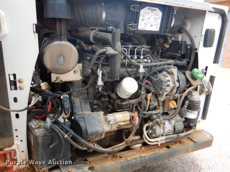 image for item DM3839 2016 Bobcat S570  skid steer loader