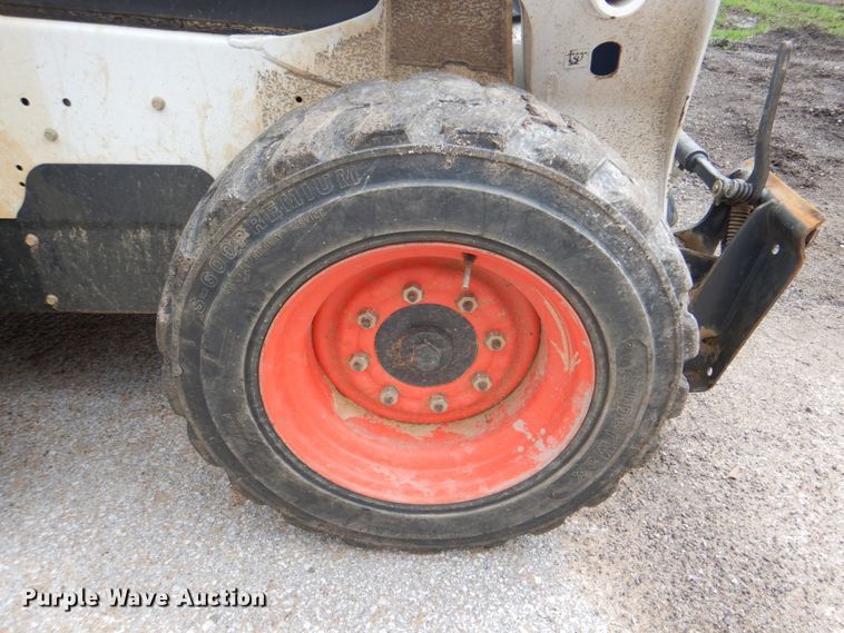 image for item DM3839 2016 Bobcat S570  skid steer loader