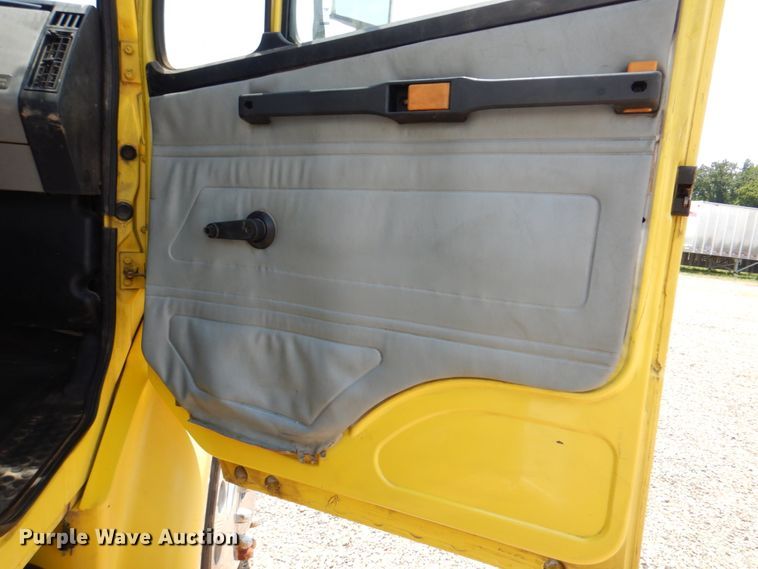 image for item DM3888 1996 Freightliner FL70  tank truck with pressure washer