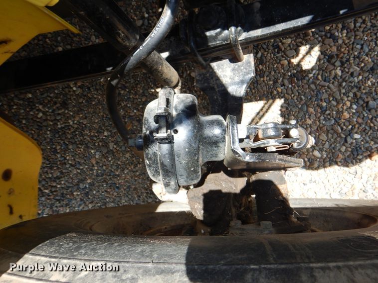 image for item DM3888 1996 Freightliner FL70  tank truck with pressure washer