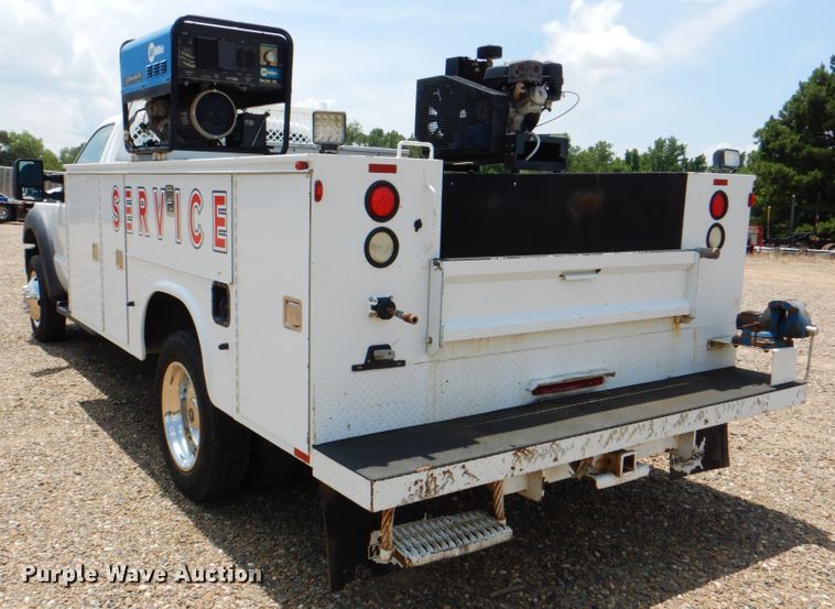 image for item DM3889 2011 Ford F550 Super Duty  utility / service truck