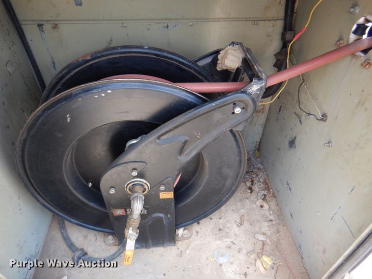 image for item DM3889 2011 Ford F550 Super Duty  utility / service truck