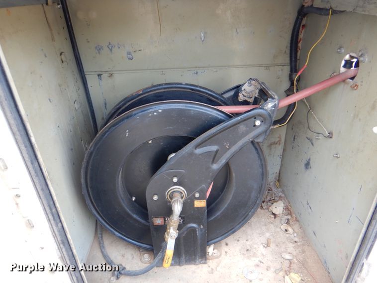 image for item DM3889 2011 Ford F550 Super Duty  utility / service truck