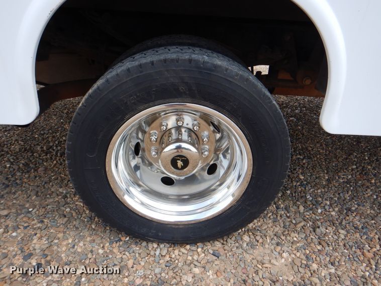 image for item DM3889 2011 Ford F550 Super Duty  utility / service truck