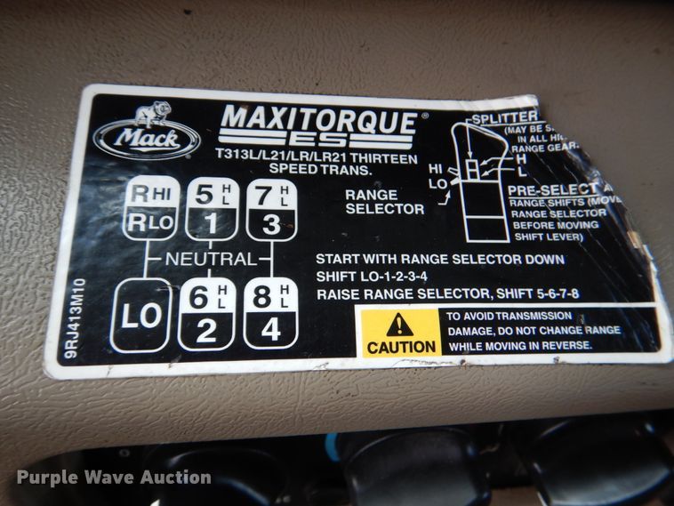 image for item DM3896 2006 Mack CHN613  dump truck