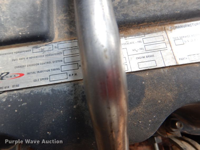 image for item DM3896 2006 Mack CHN613  dump truck